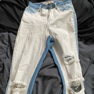 Jeans with cuts